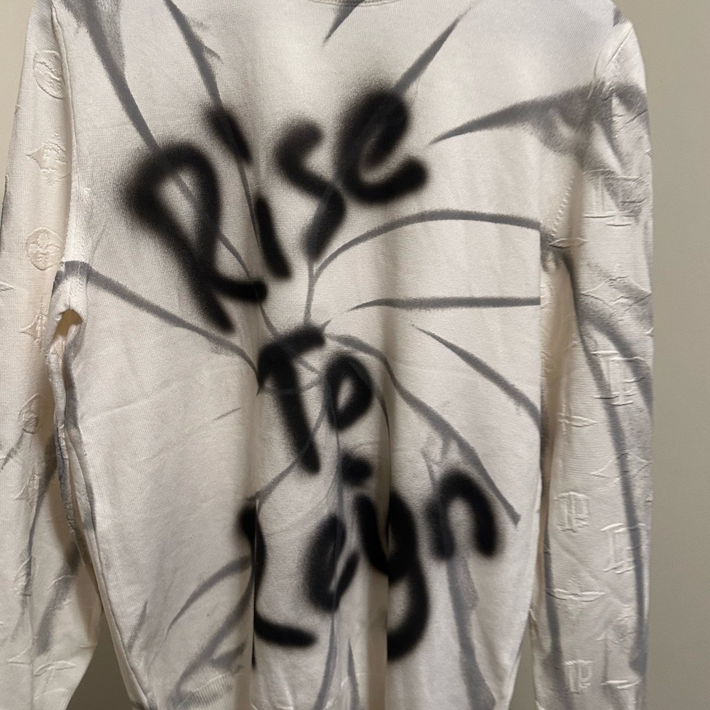 Left Point Rise to Reign Crewneck - Picture 10 of 10